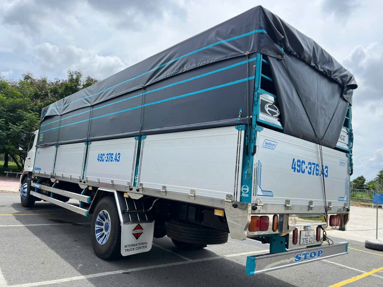🚛CHO THUÊ XE TẢI 10 TẤN CHỞ HÀNG GIÁ RẺ 12 Dịch vụ cho thuê xe tải 10 tấn chở hàng xuất nhập khẩu tại Liên Kết Việt